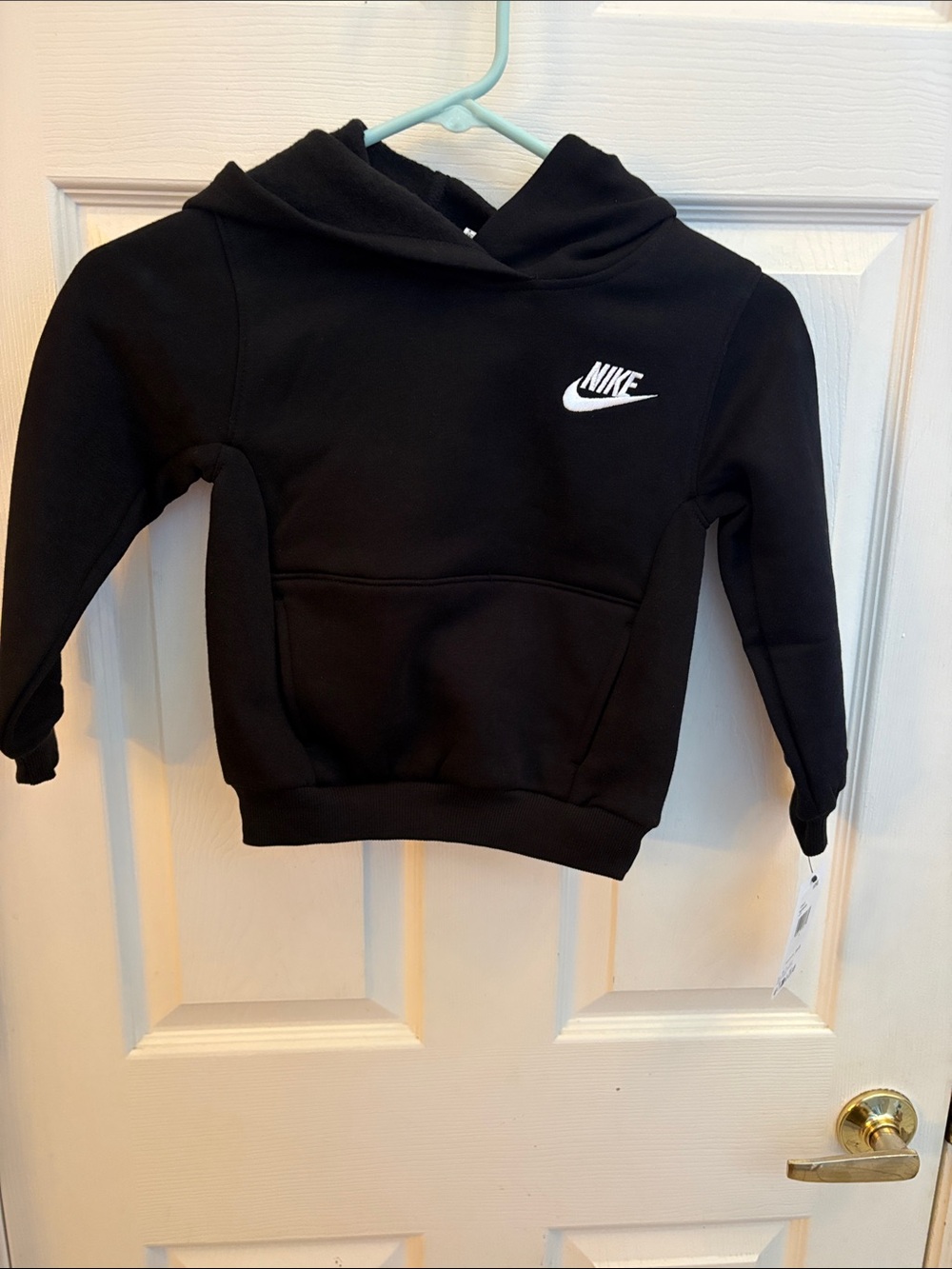 Nike Black Hoodie NWT size 4 brand new with White Swoosh - Kids
